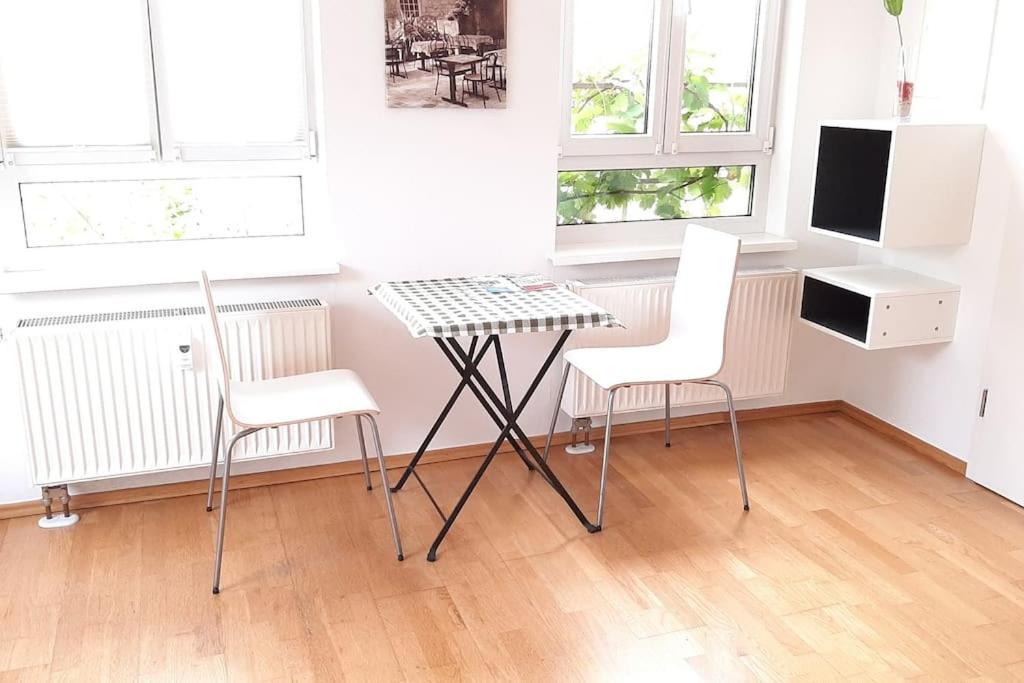 Familienfreundliche Apartments Am Park Wurzburg Bilik gambar